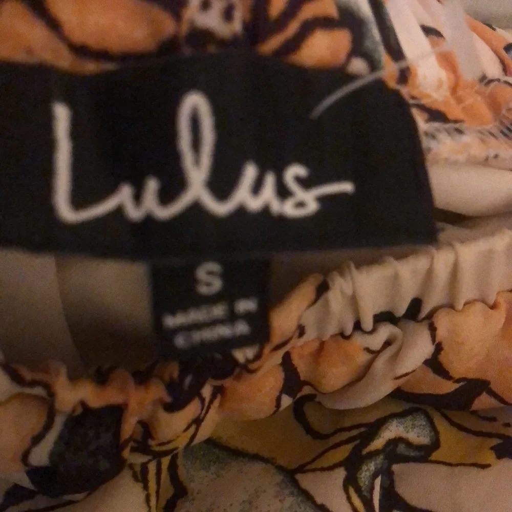 Lulus - Picture 3 of 3